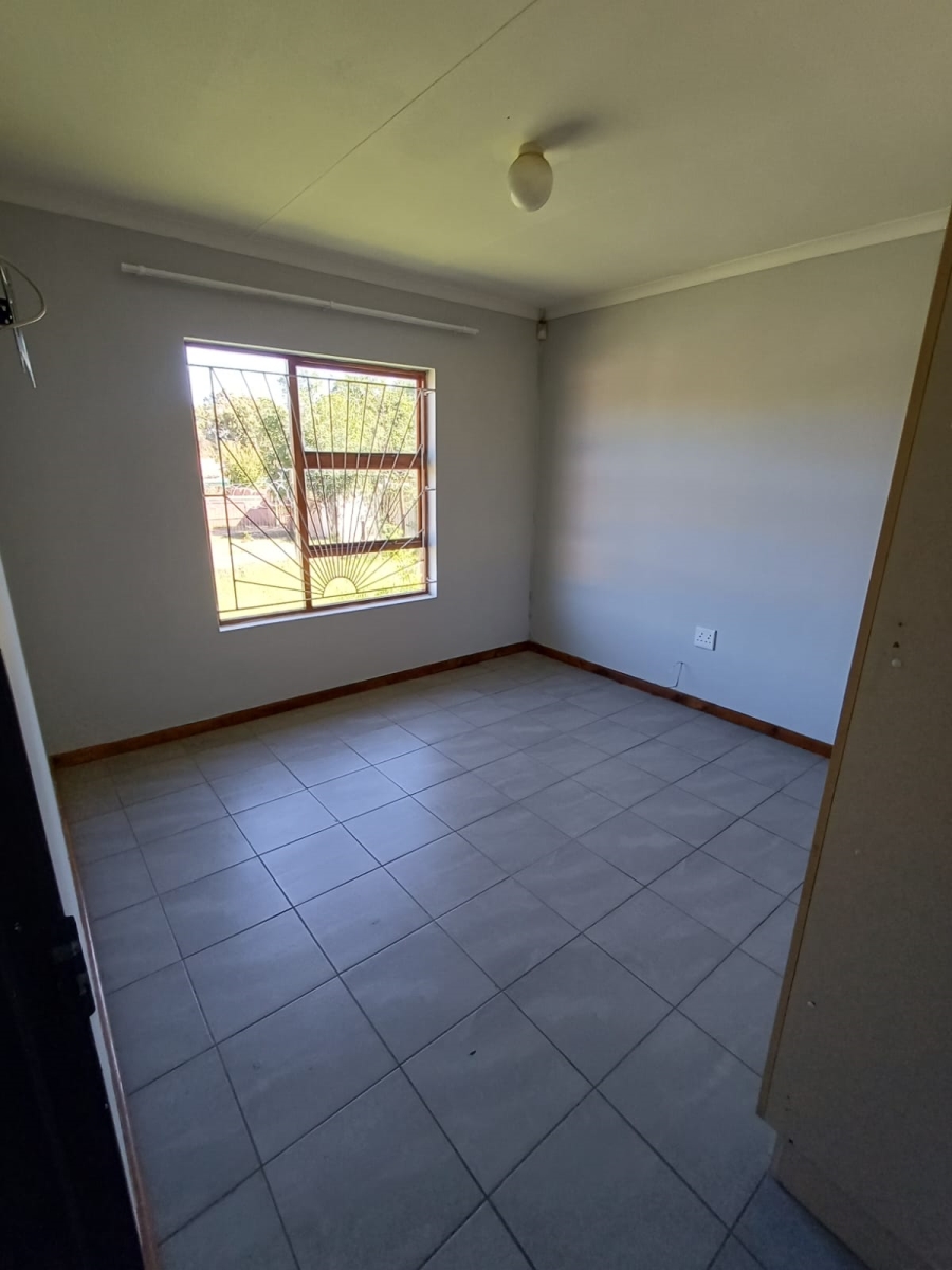 To Let 3 Bedroom Property for Rent in Queenstown Central Eastern Cape
